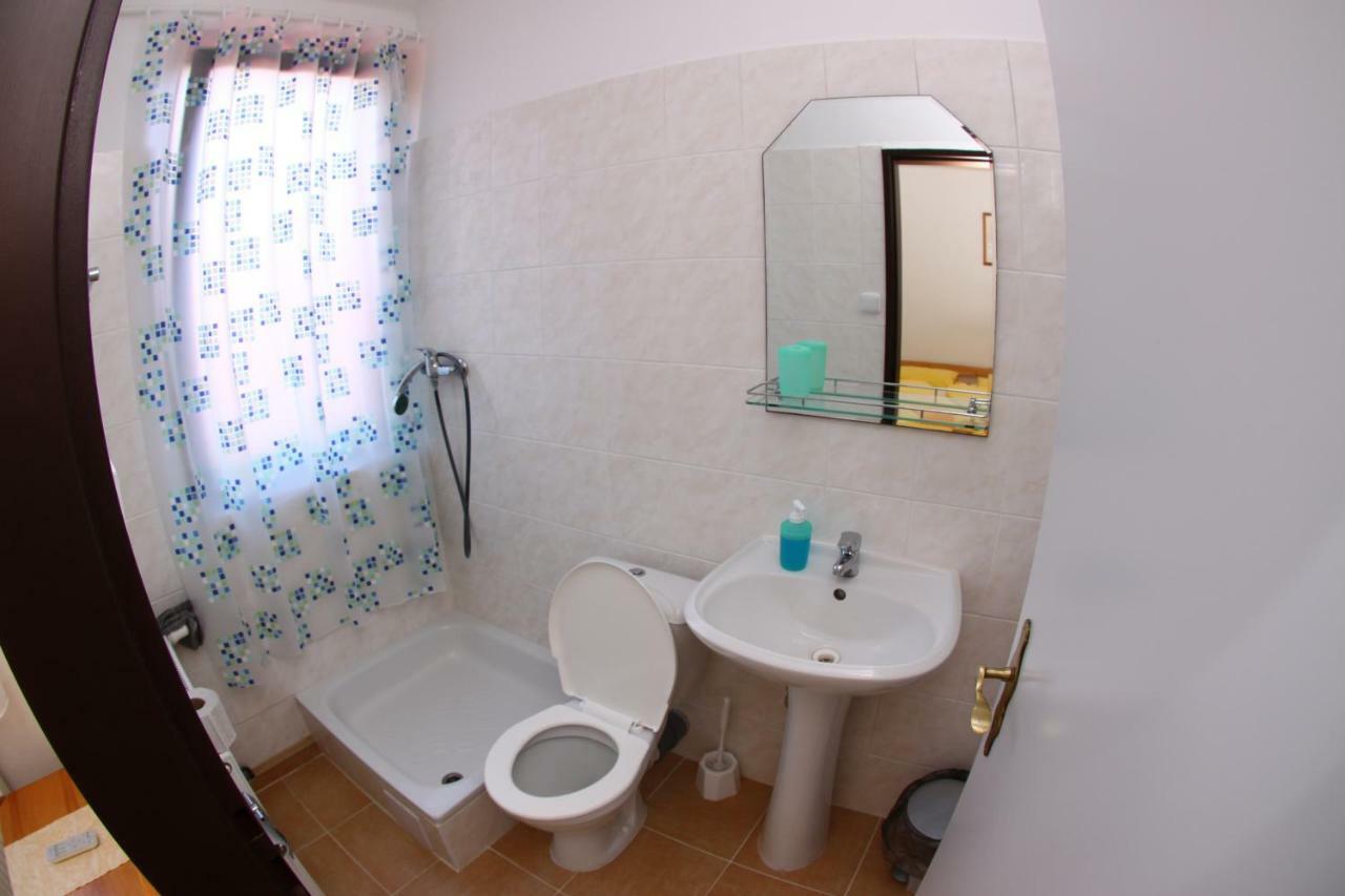 Yacht Club Barrandov Hotell Kožlí u Orlíka Exteriör bild
