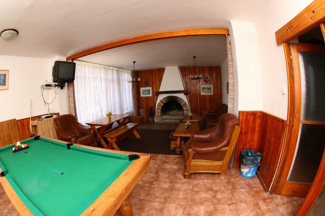 Yacht Club Barrandov Hotell Kožlí u Orlíka Exteriör bild